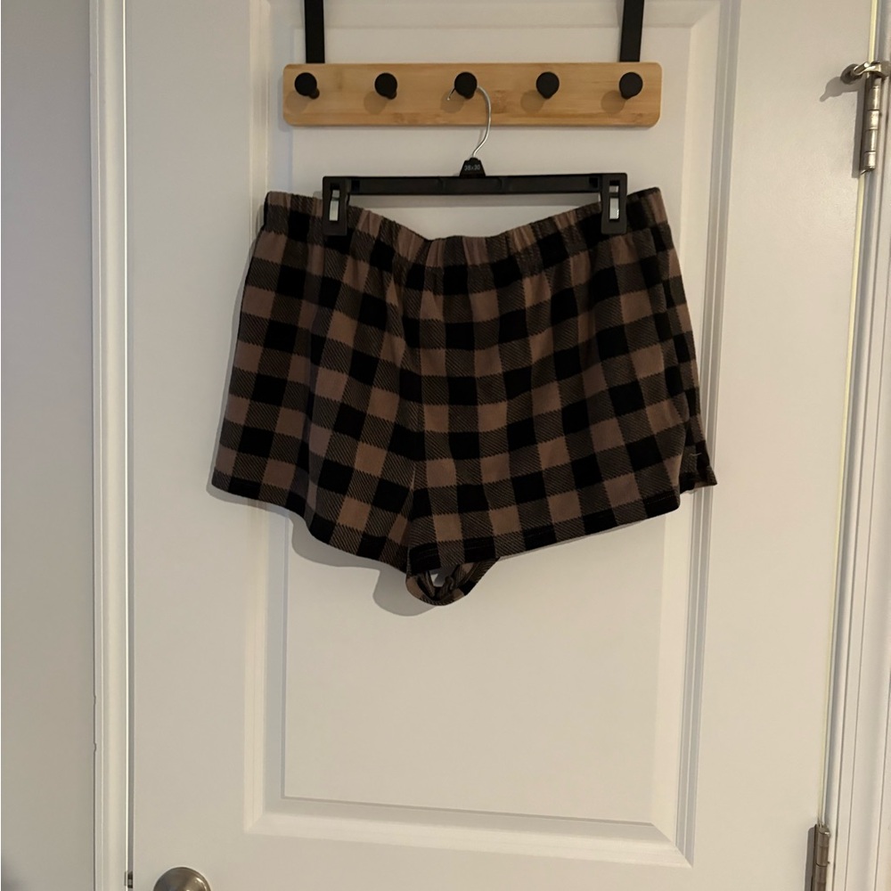 Pink Victoria's Secret Plaid Fleece Pajama Set - Picture 5 of 6